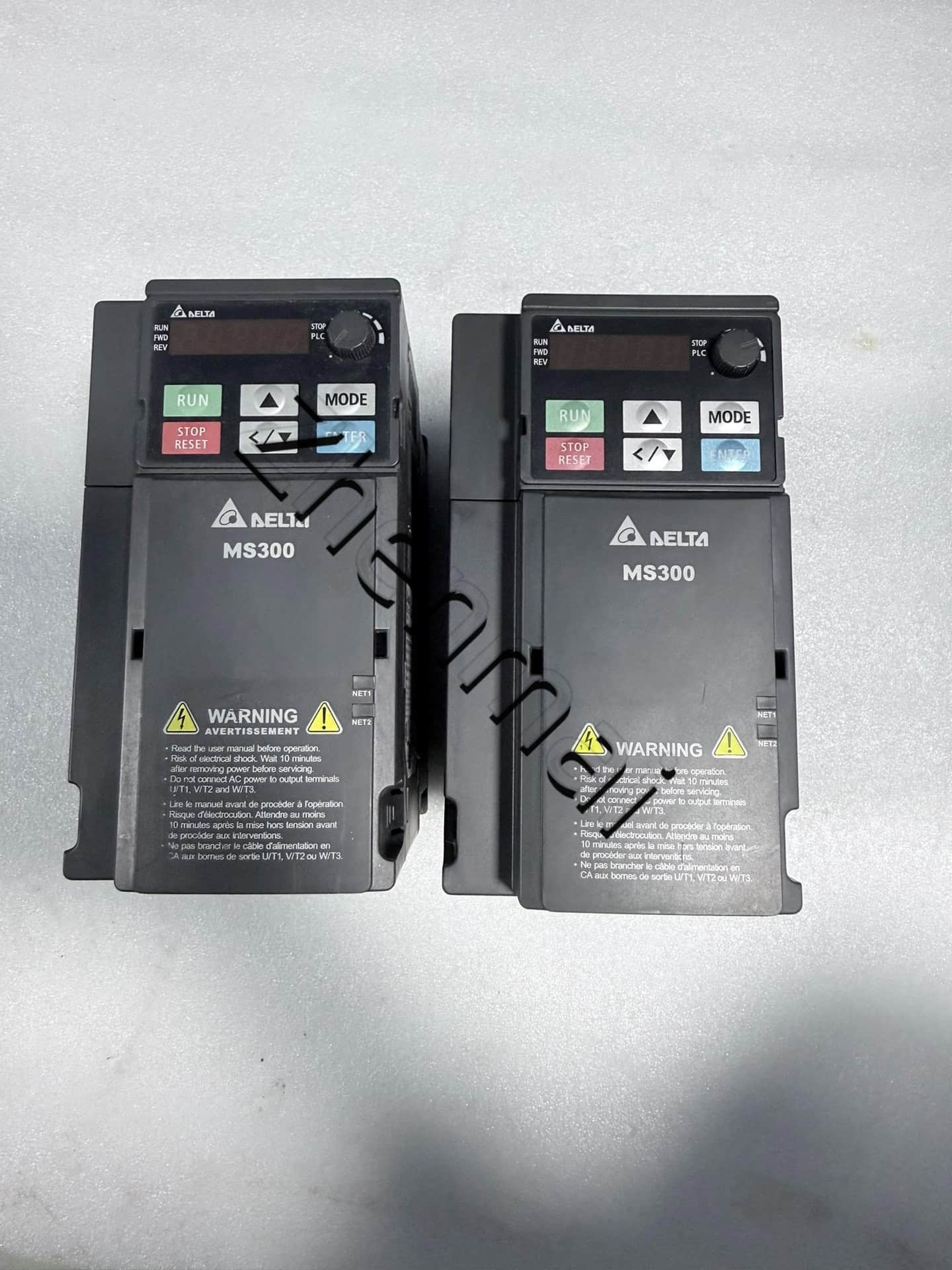 100 % brandneues Original und Original Delta 220 V 2,2 kW VFD11AMS21ANSAA Frequenzumrichter Antriebsservomotor