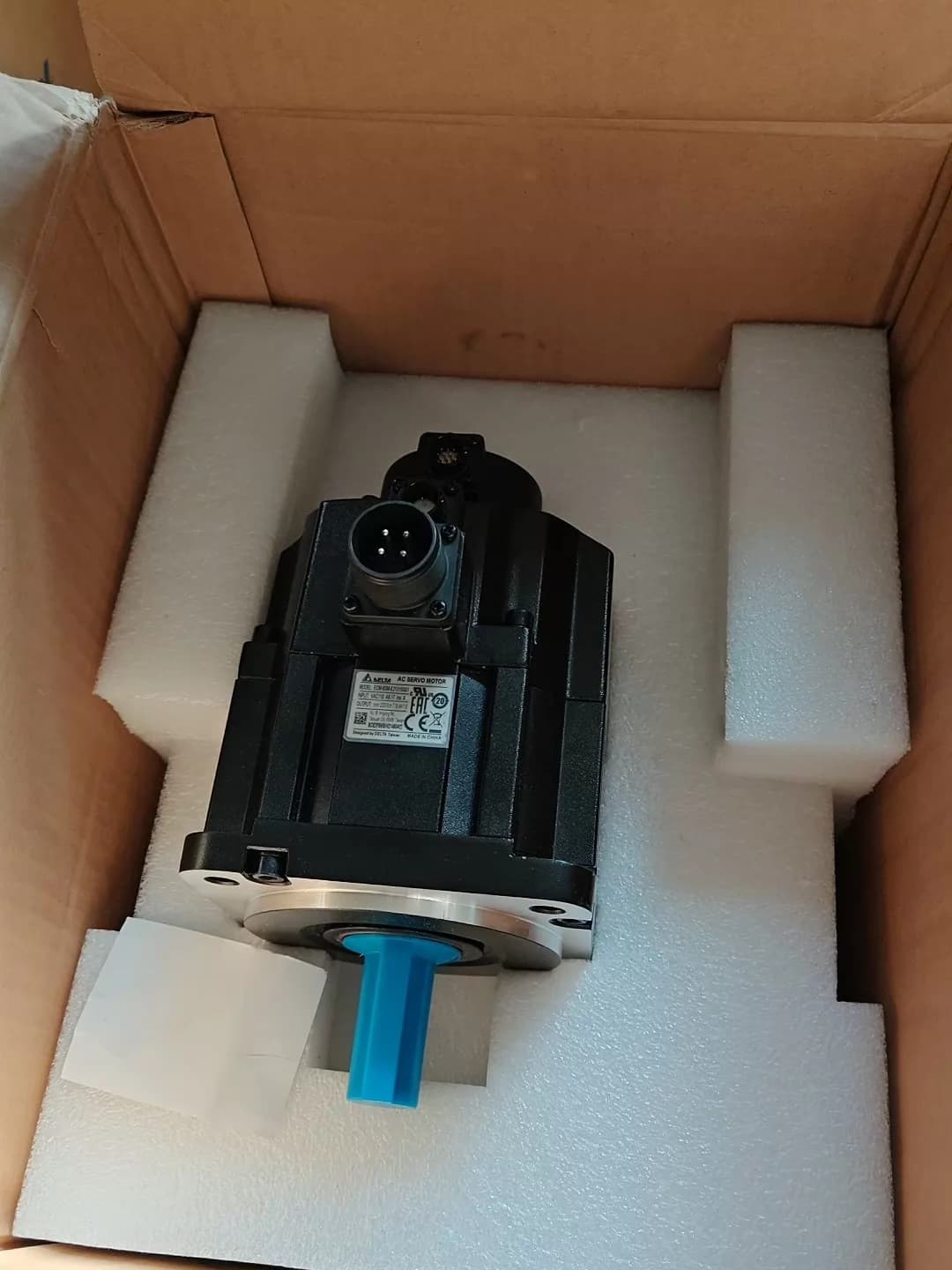 100 % brandneuer Original-Frequenzumrichter Delta ECM-B3M-E21315SS1, Antriebsservomotor