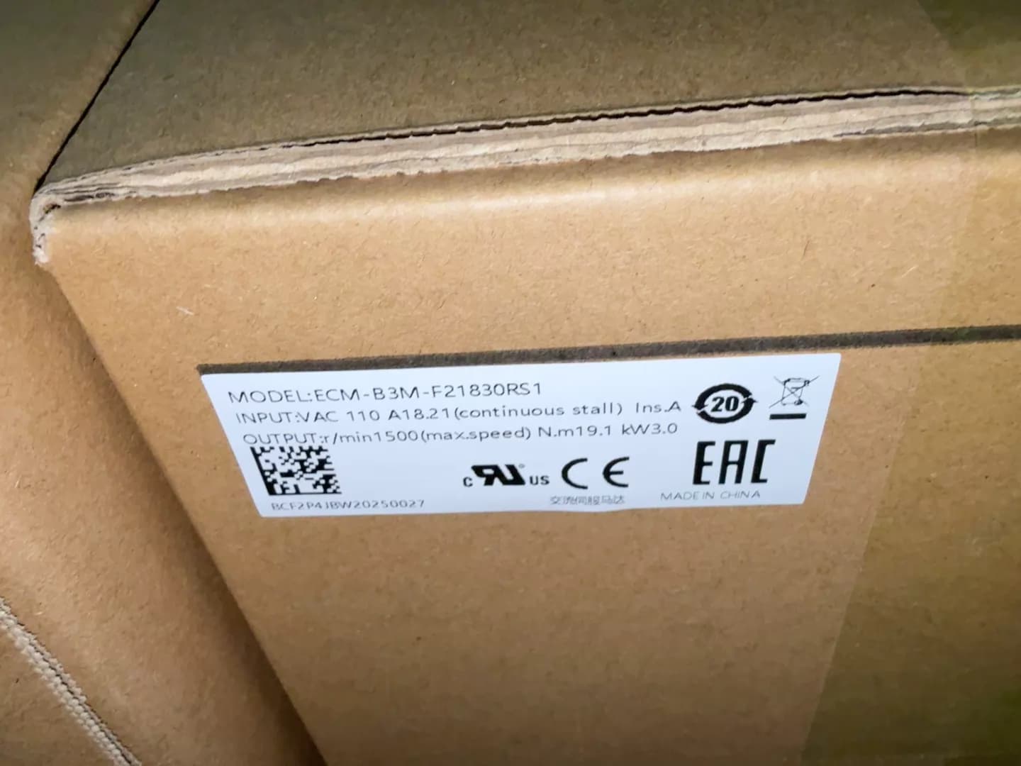 100 % brandneuer Original-Frequenzumrichter Delta ECM-B3M-F21830RS1, Antriebsservomotor