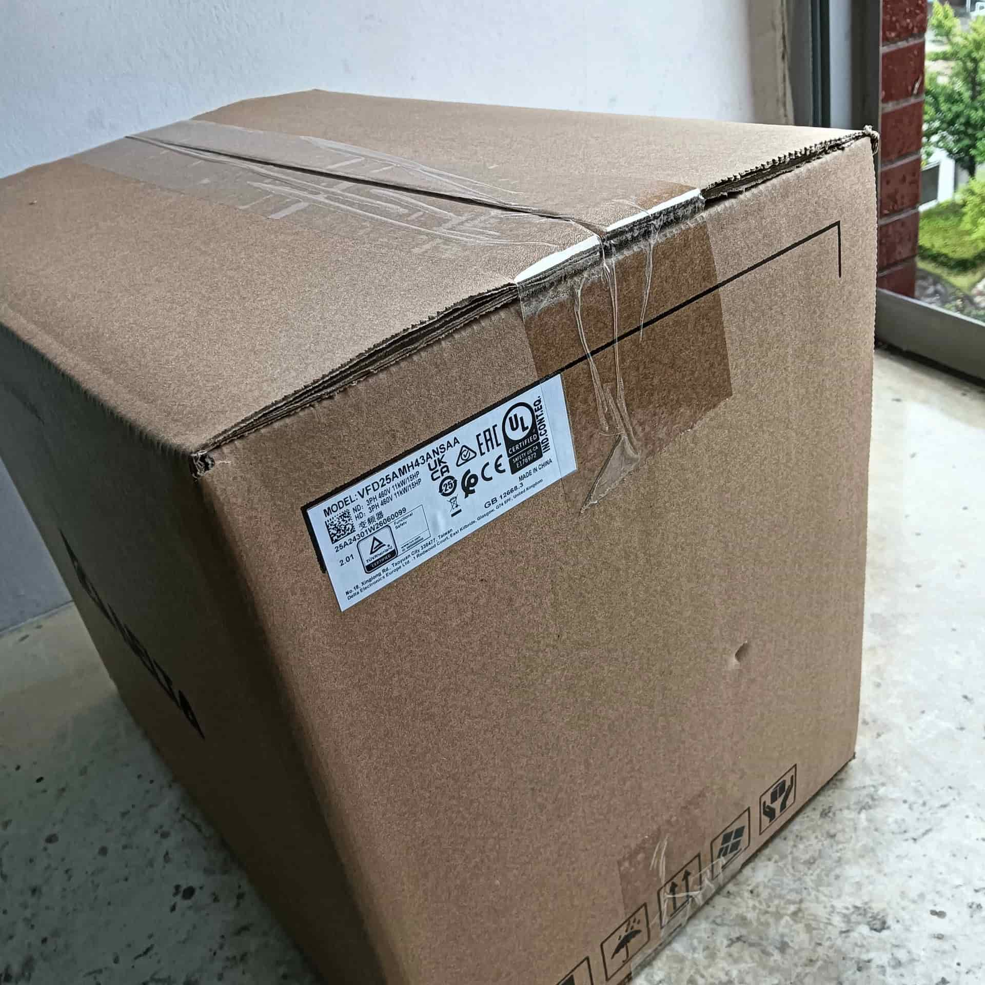 100 % brandneues Original und Original Delta VFD25AMH43ANSAA 11 kW Frequenzumrichter Antriebsservomotor