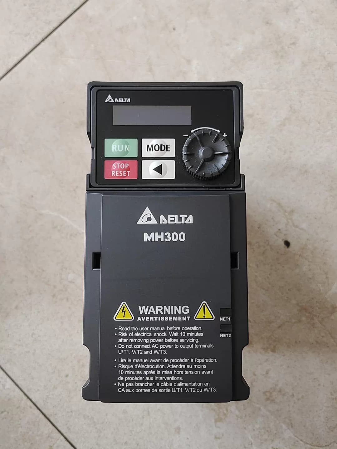 100 % brandneues Original und Original Delta VFD5A0MH21ANSAA 0,75 kW 220 V Frequenzumrichter Antriebsservomotor