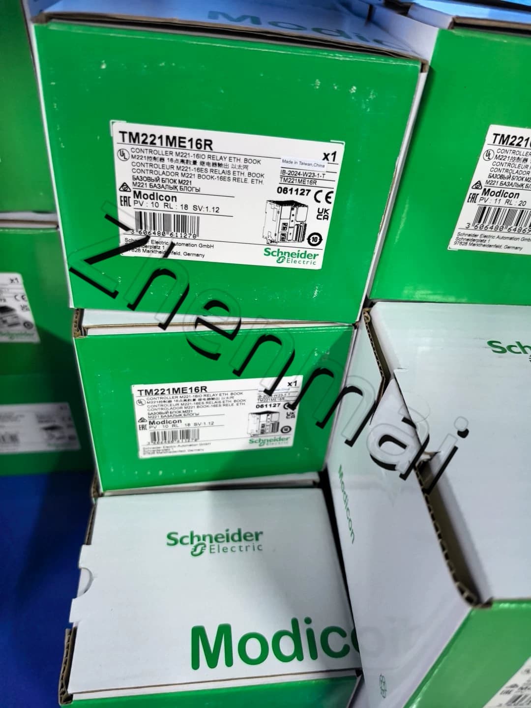 100 % brandneue, originale und echte Schneider TM221ME16R Frequenzumrichter, Leistungsschalter, Schütze, Schutzgeräte