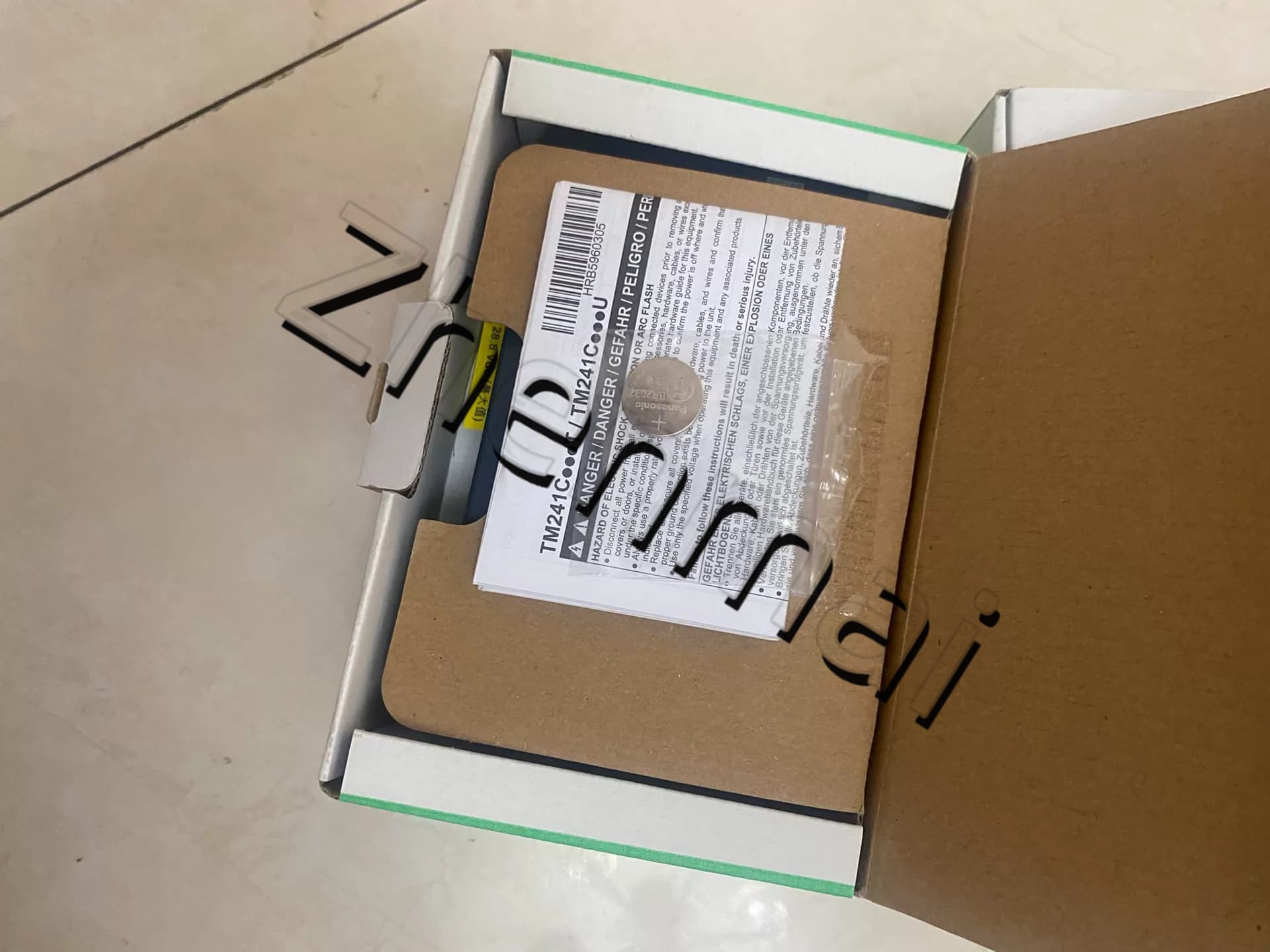 100 % brandneue, originale und echte Schneider TM241C24R Frequenzumrichter, Leistungsschalter, Schütze, Schutzgeräte
