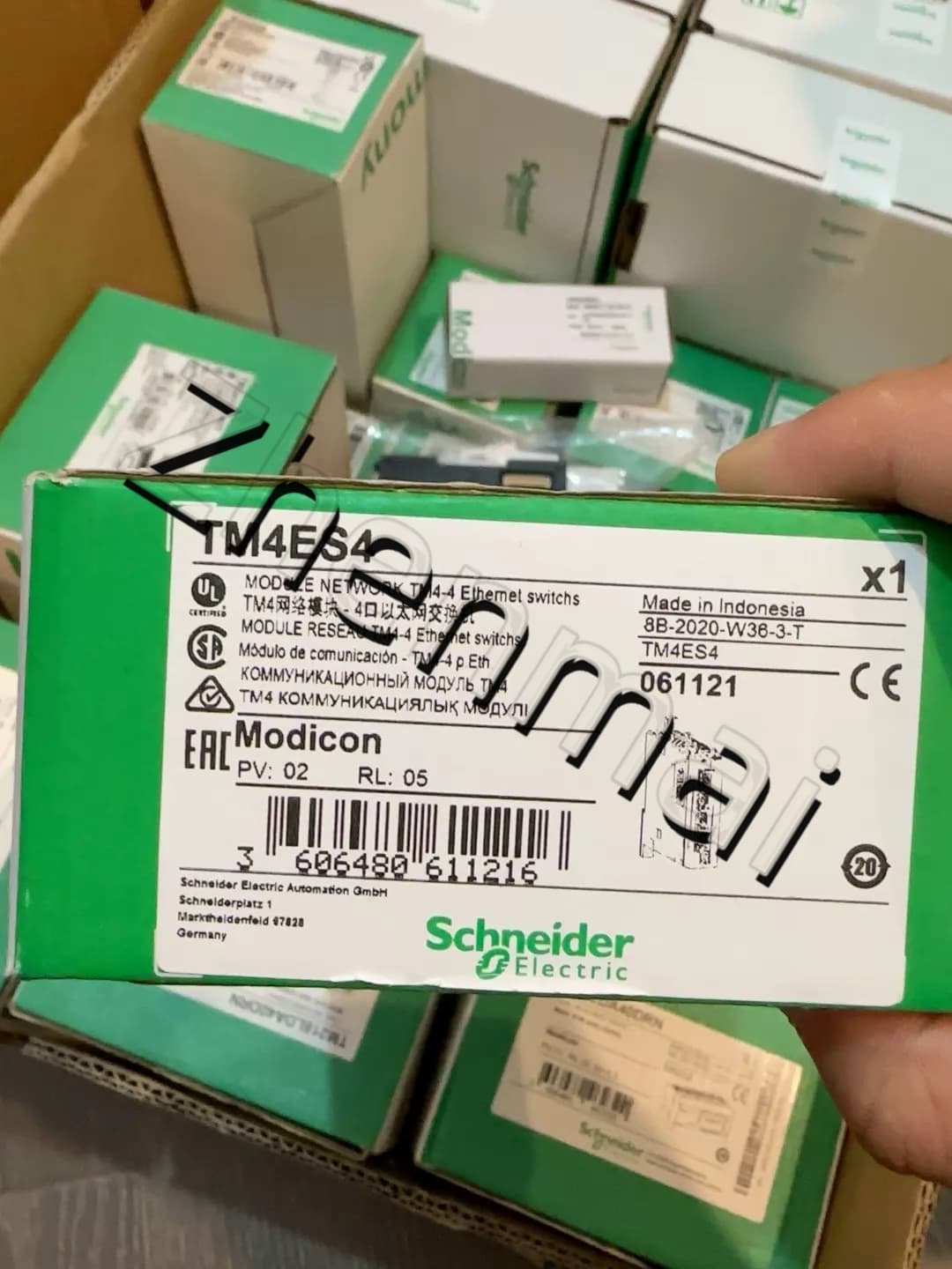 100 % brandneue, originale und echte Schneider TM4ES4 Frequenzumrichter, Leistungsschalter, Schütze, Schutzgeräte