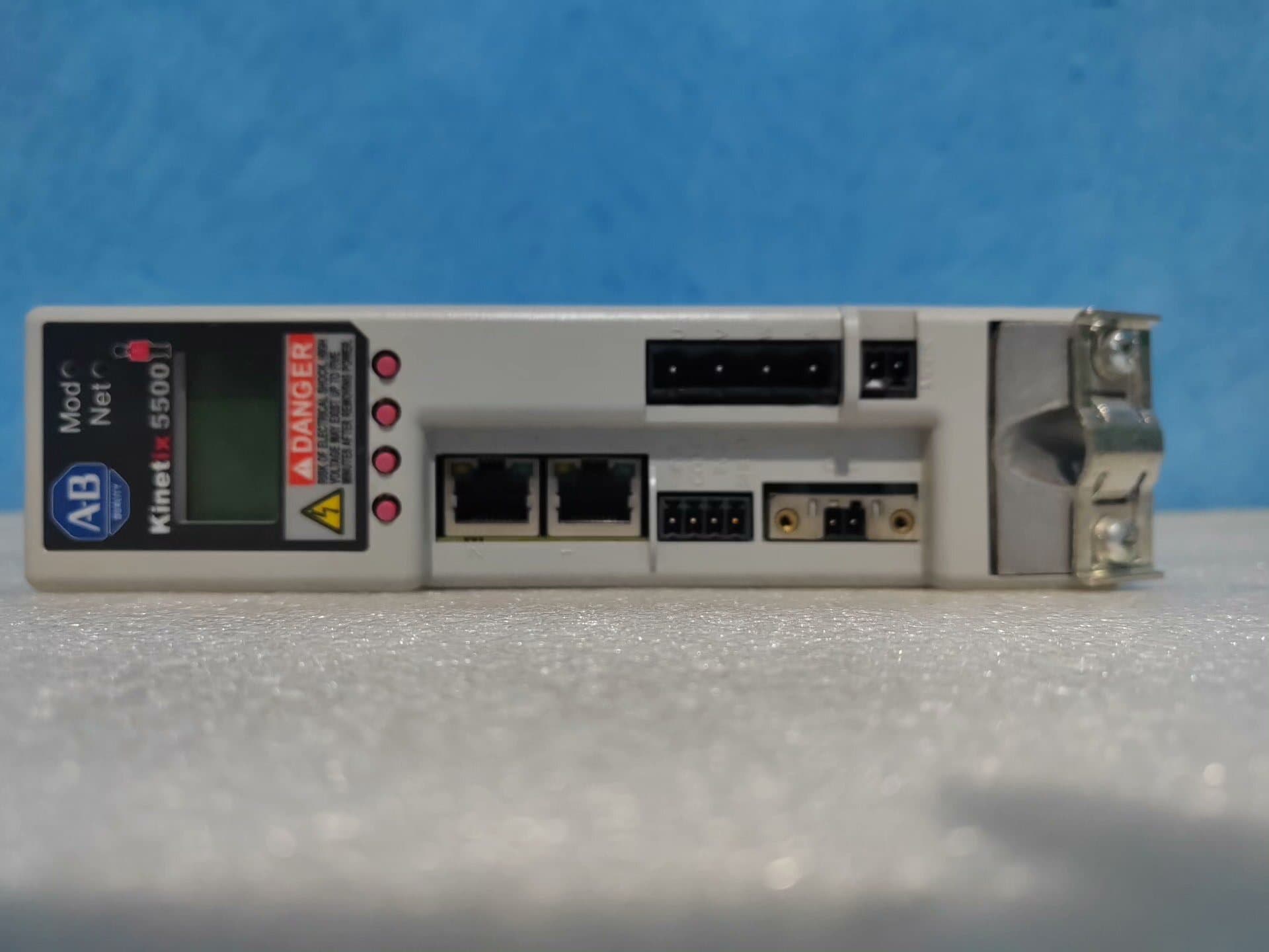 2198-H003-ERS Kinetix 5700 Servo, brandneu und echt