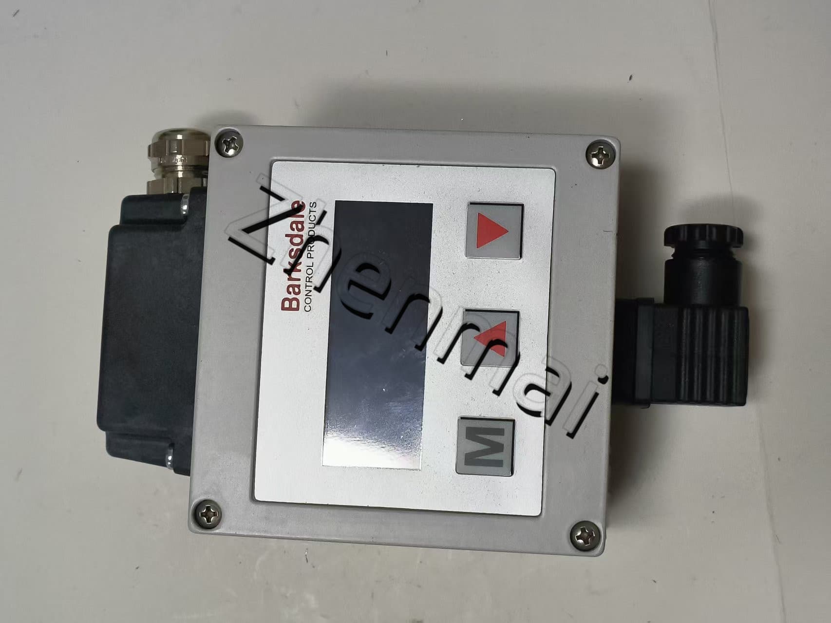Brandneues Original Barksdale 0003-024(UAS3V3)+0631-070(UTA2,100mm,0-100℃) Drucksensor Niveauschalter Durchflussschalter Druckschalter Schneller Versand