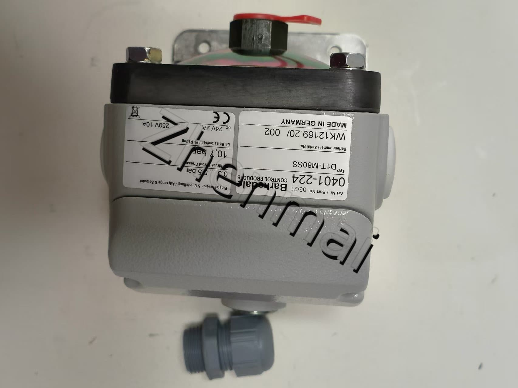 Brandneuer Original Barksdale 0401-224 D1T-M80SS Drucksensor Niveauschalter Durchflussschalter Druckschalter Schneller Versand