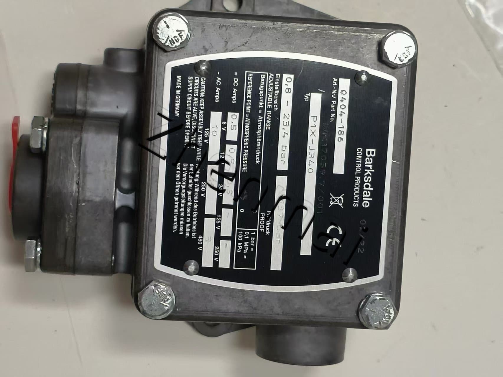 Brandneuer Original Barksdale 0404-186 P1X-J340 Drucksensor Niveauschalter Durchflussschalter Druckschalter Schneller Versand