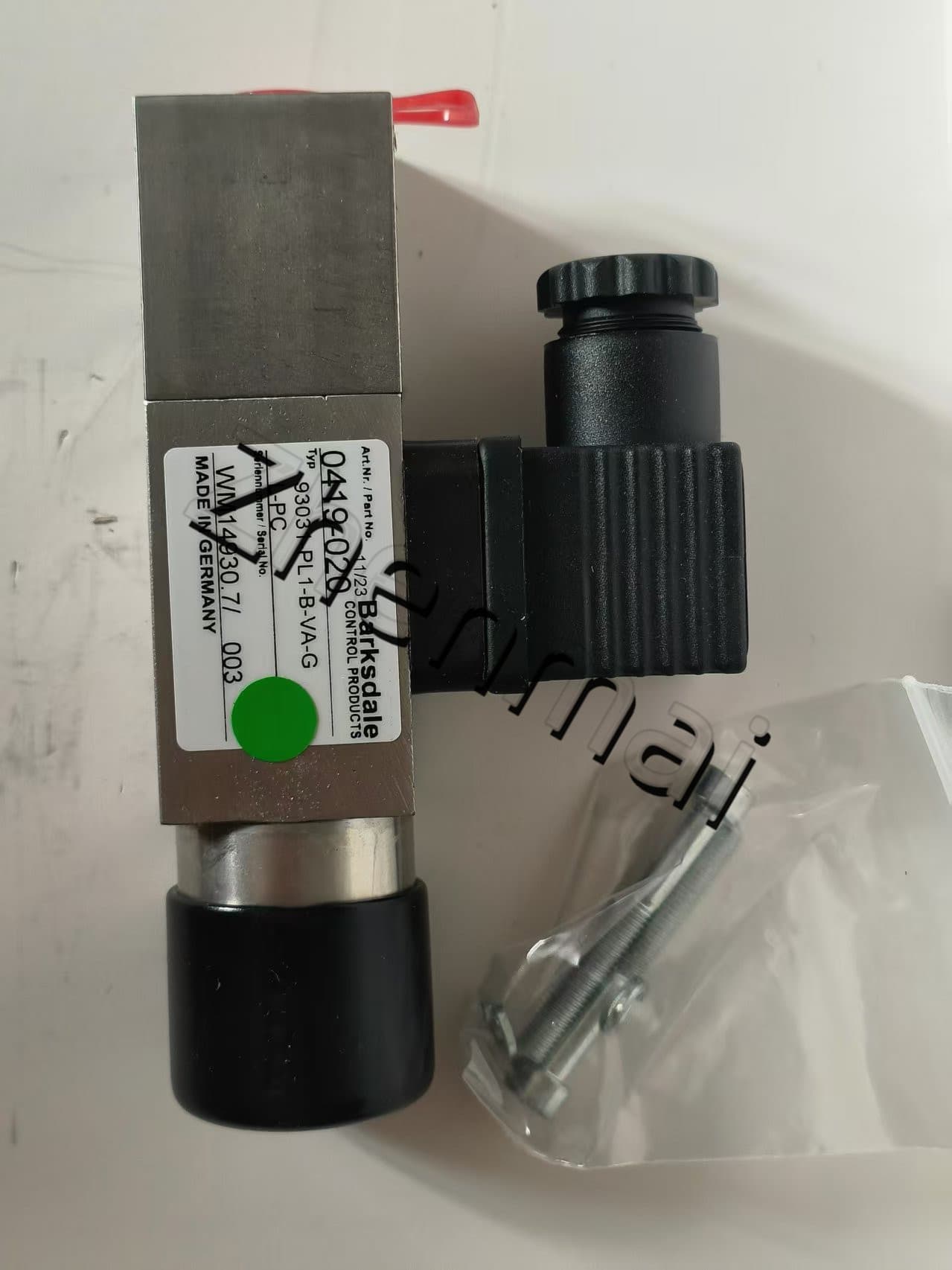 Brandneues Original Barksdale 0419-020 93031-PL1-B-VA-GL-PC Drucksensor Niveauschalter Durchflussschalter Druckschalter Schneller Versand