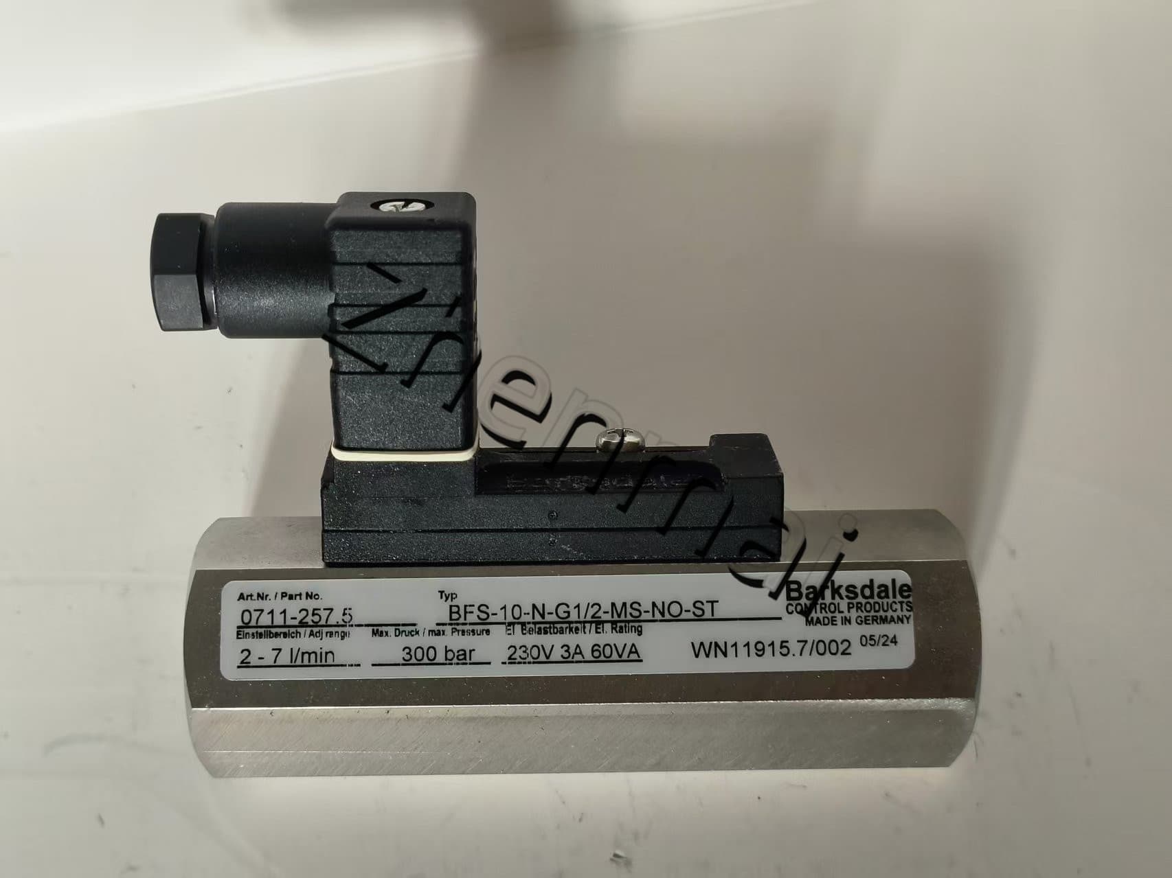Brandneuer Original Barksdale 0711-257.5 Drucksensor Niveauschalter Durchflussschalter Druckschalter Schneller Versand