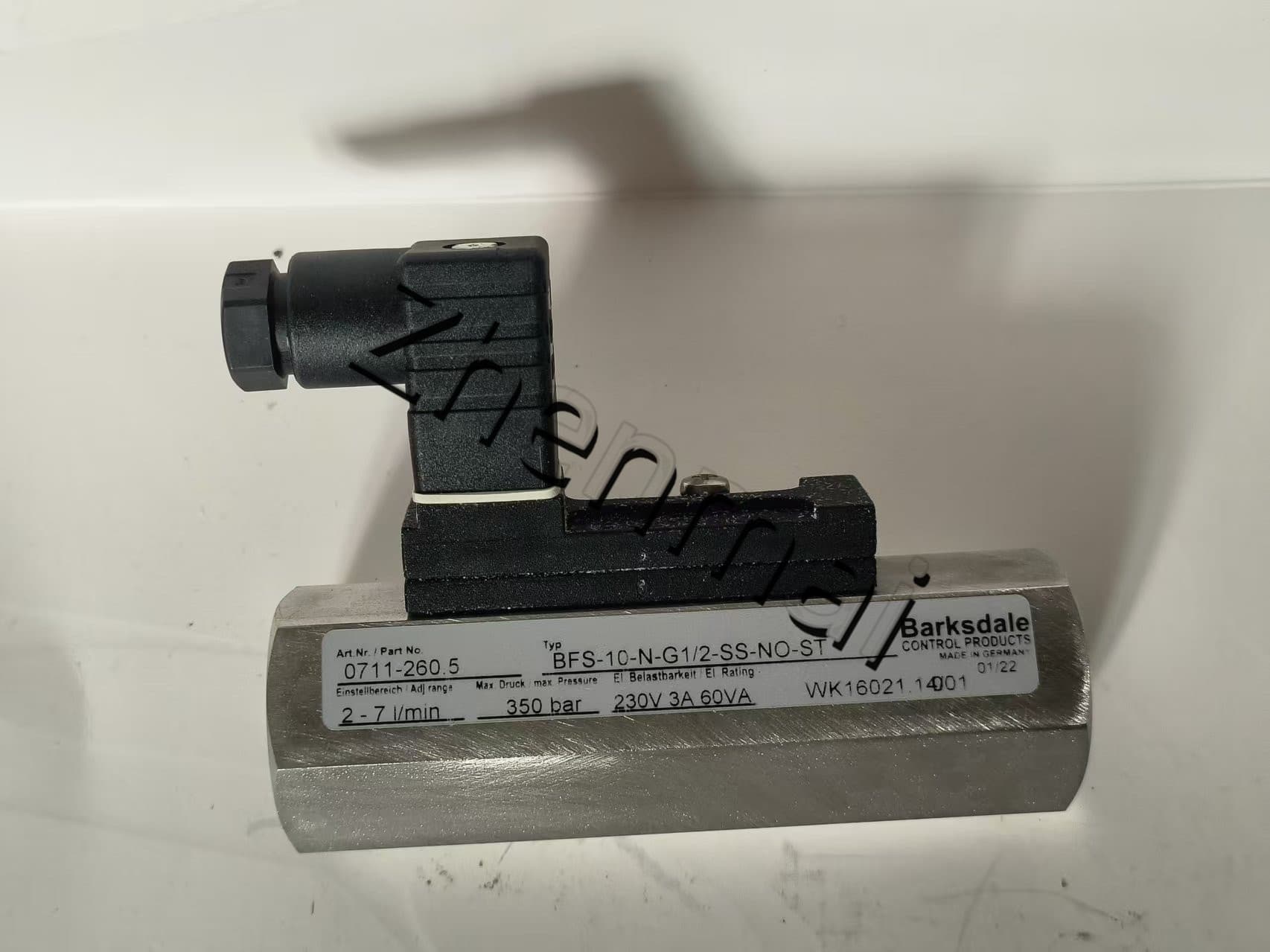 Brandneuer Original Barksdale 0711-260.5 Drucksensor Niveauschalter Durchflussschalter Druckschalter Schneller Versand