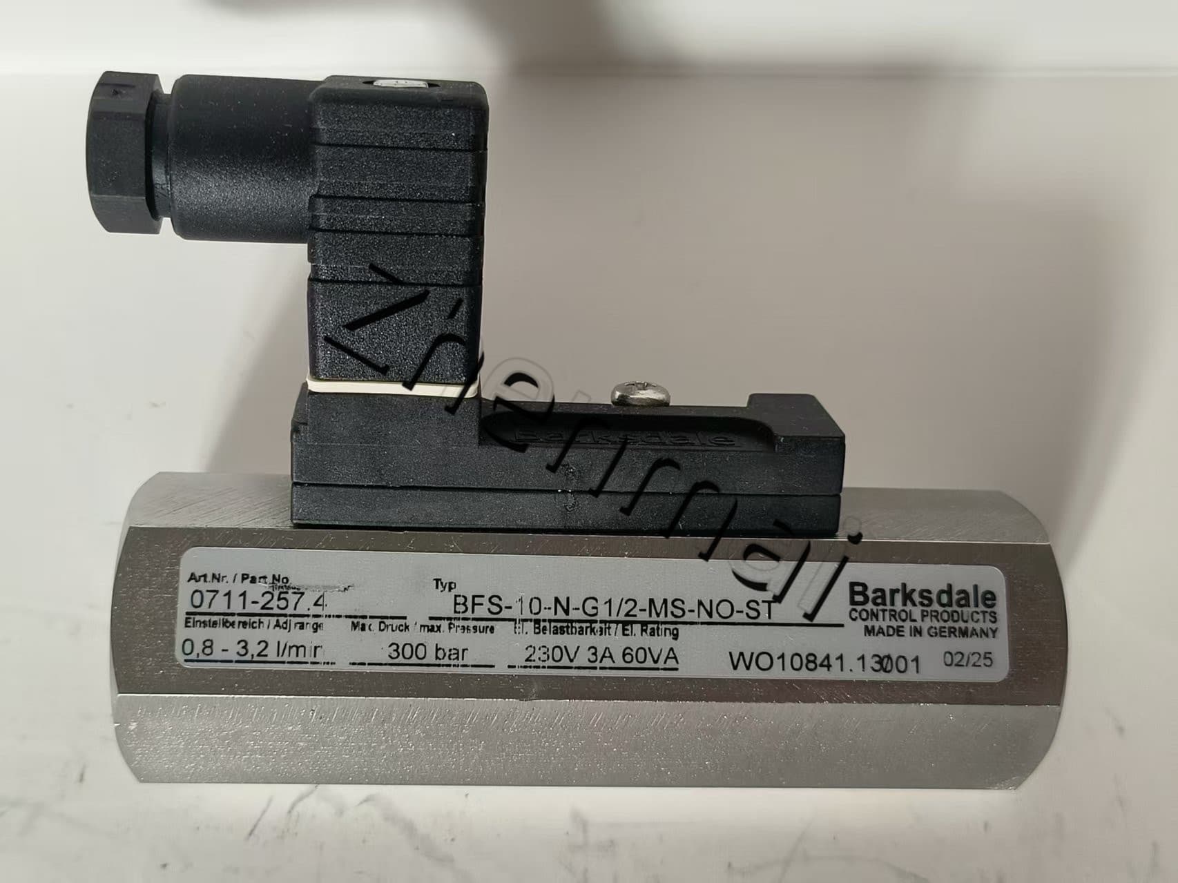 Brandneuer Original Barksdale 0711-339.7 Drucksensor Niveauschalter Durchflussschalter Druckschalter Schneller Versand