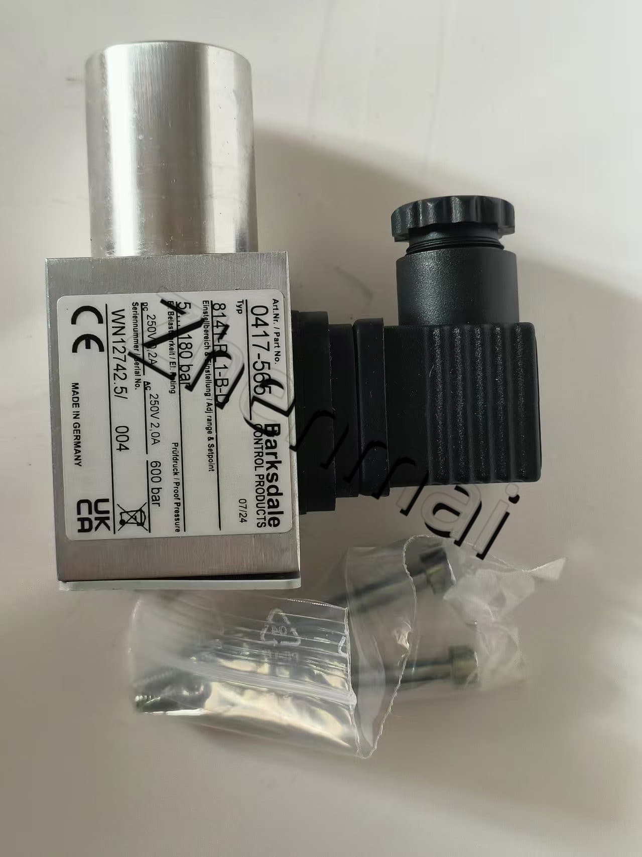 Brandneues Original Barksdale 8141-PL1-B-D 0417-565 Drucksensor Niveauschalter Durchflussschalter Druckschalter Schneller Versand