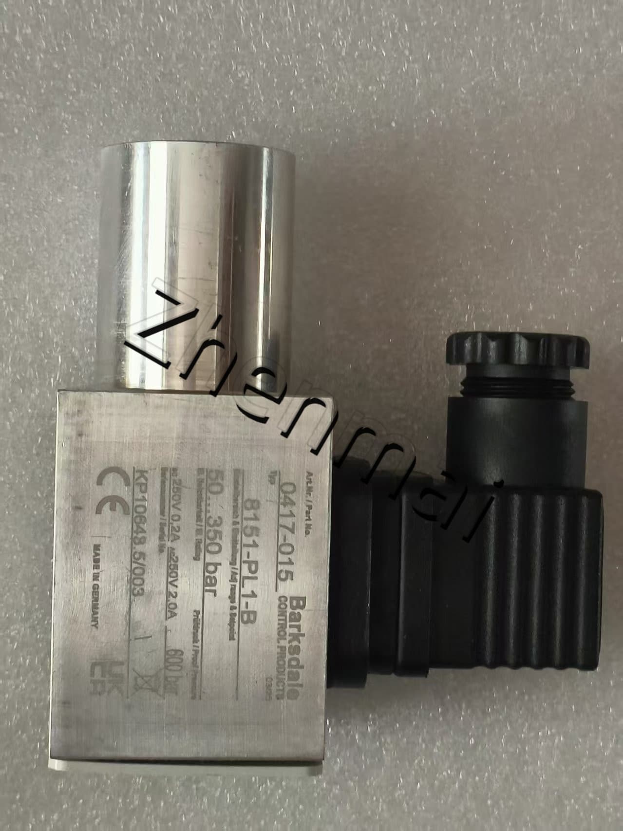 Brandneues Original Barksdale 8151-PL1-B 0417-015 Drucksensor Niveauschalter Durchflussschalter Druckschalter Schneller Versand