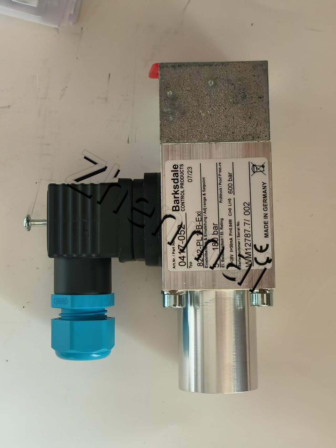 Brandneues Original Barksdale 8242-PL1-B-EXI 0417-052 Drucksensor Niveauschalter Durchflussschalter Druckschalter Schneller Versand