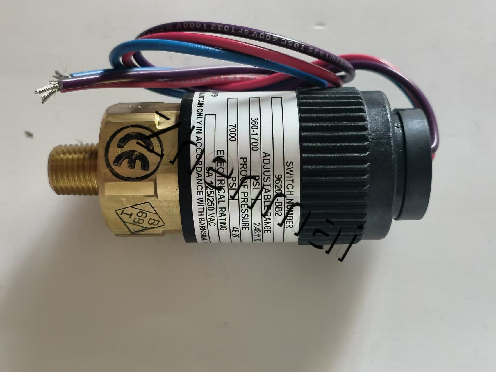 Brandneuer Original Barksdale 96201-BB2 Drucksensor Niveauschalter Durchflussschalter Druckschalter Schneller Versand