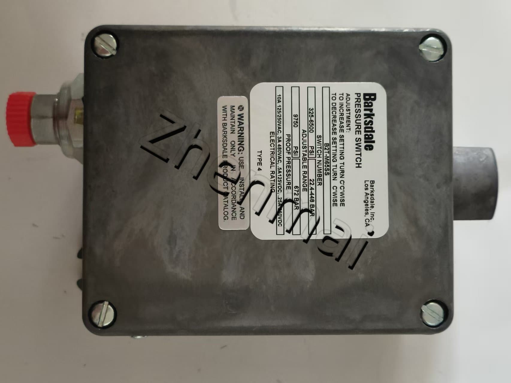 Brandneuer Original Barksdale B2T-M65SS Drucksensor Niveauschalter Durchflussschalter Druckschalter Schneller Versand