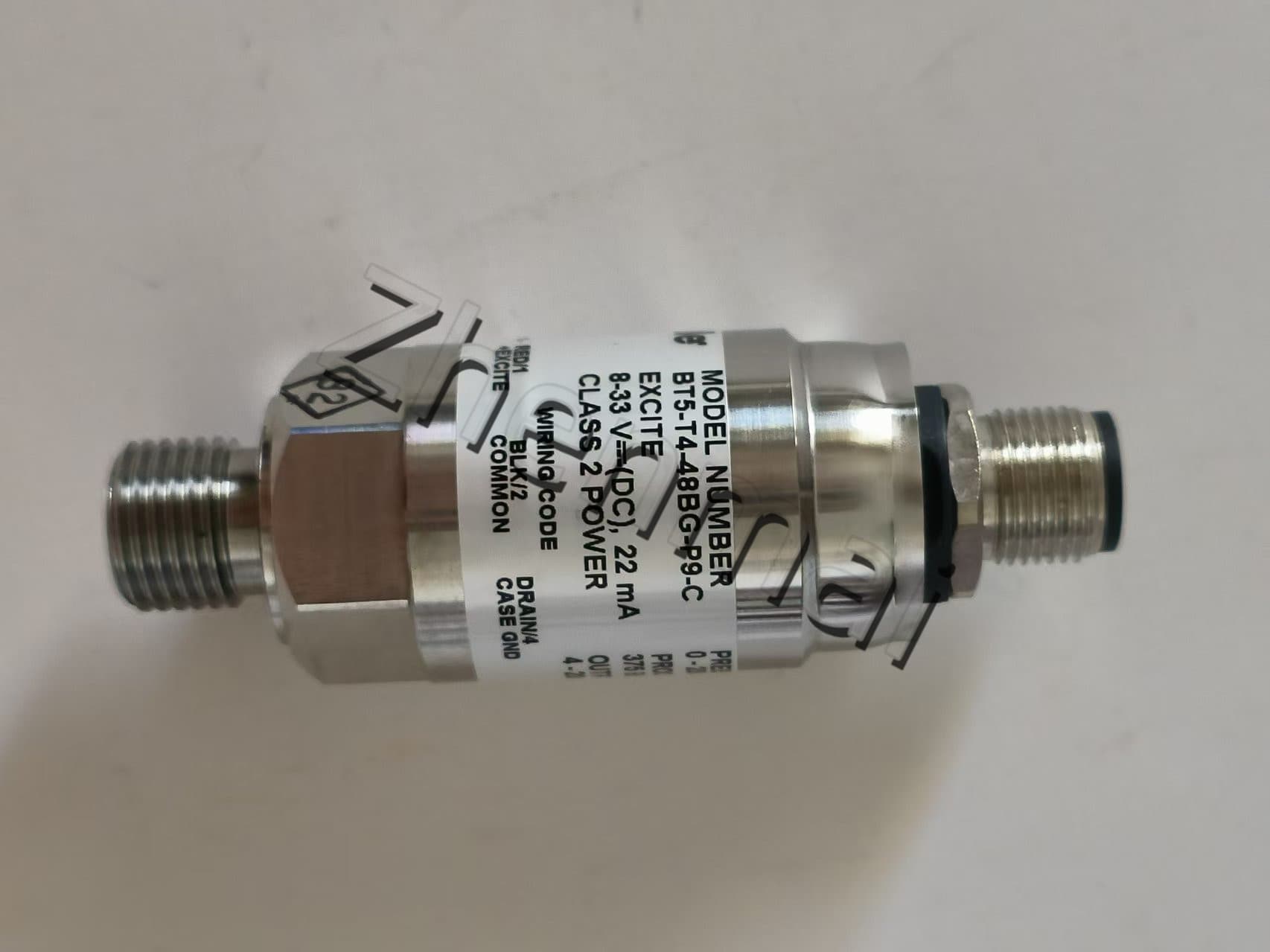 Brandneuer Original Barksdale BT5-T4-48BG-P9-C Drucksensor Niveauschalter Durchflussschalter Druckschalter Schneller Versand