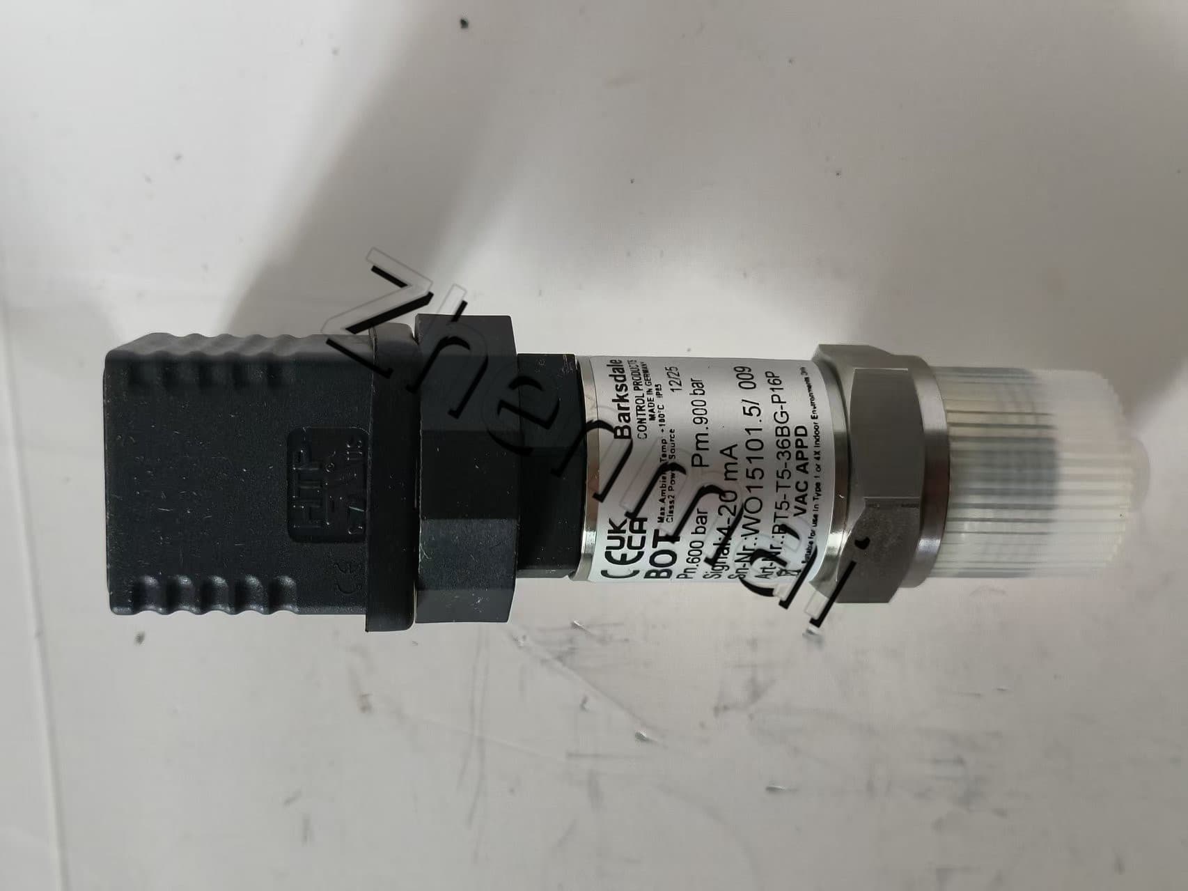 Brandneuer Original Barksdale BT5-T5-36BG-P16-P Drucksensor Niveauschalter Durchflussschalter Druckschalter Schneller Versand