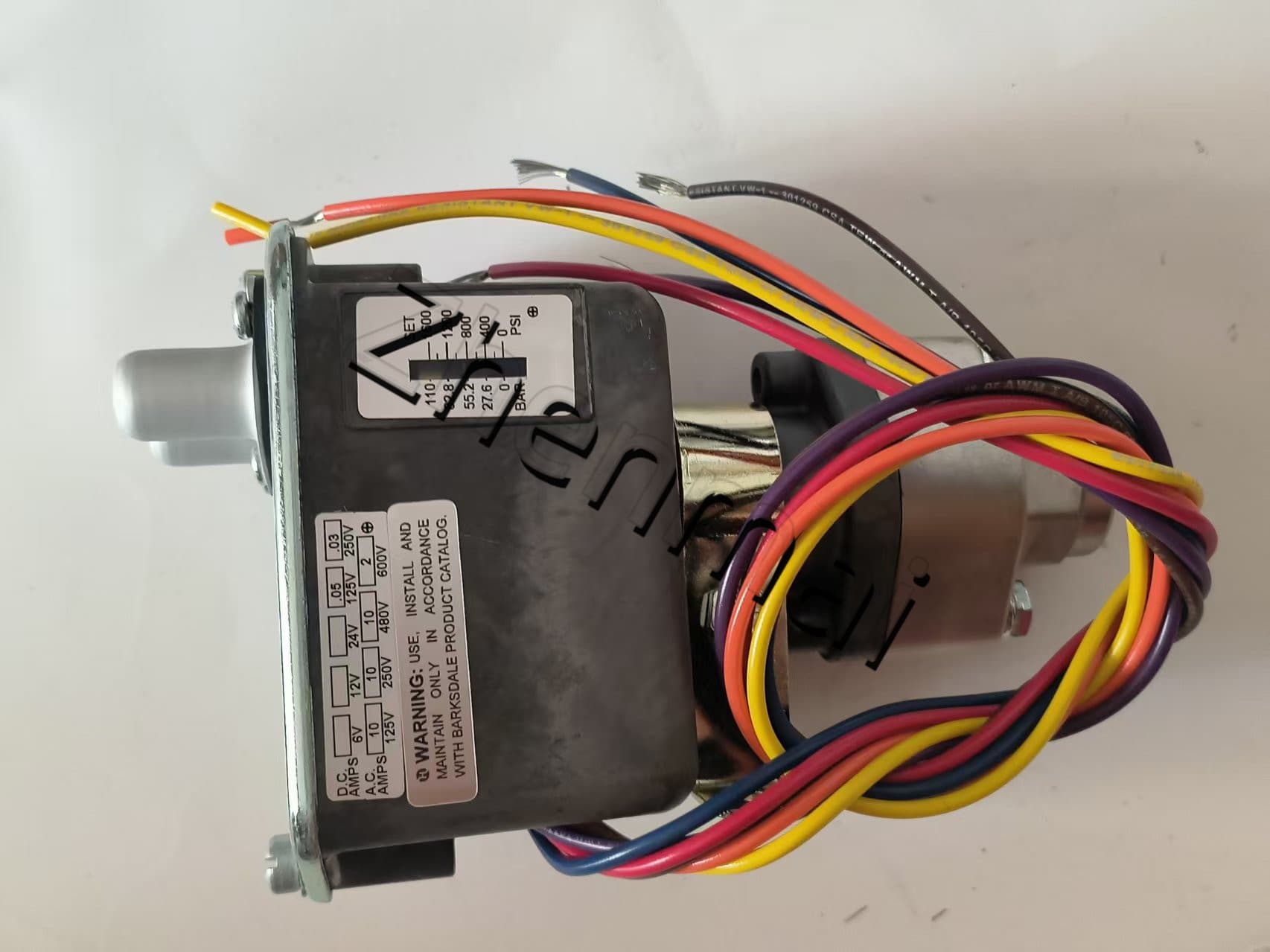 Brandneuer Original Barksdale C9622-2 Drucksensor Niveauschalter Durchflussschalter Druckschalter Schneller Versand