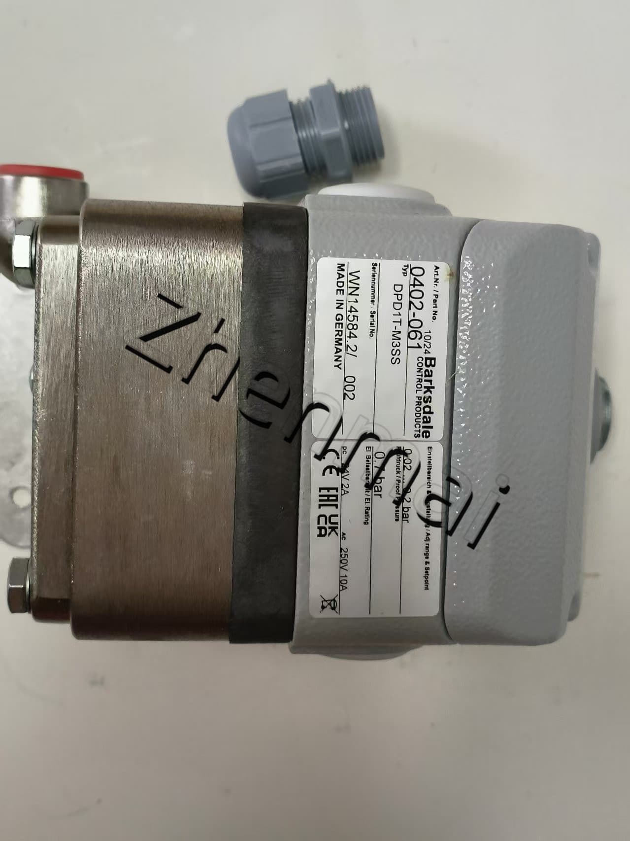 Brandneuer Original Barksdale DPD1T-M3SS Drucksensor Niveauschalter Durchflussschalter Druckschalter Schneller Versand
