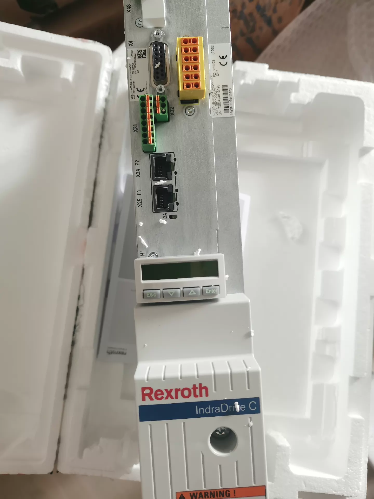 Brandneuer Original Bosch Rexroth Servoantrieb CSB02.1A-ET-EC-NN-L3-NN-NN-FW Servomotor Schneller Versand