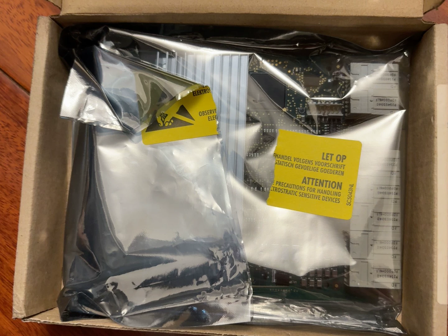 Brandneuer Original Bosch Rexroth Servoantrieb NYM04.1-5PU-NNNN Servomotor Schneller Versand