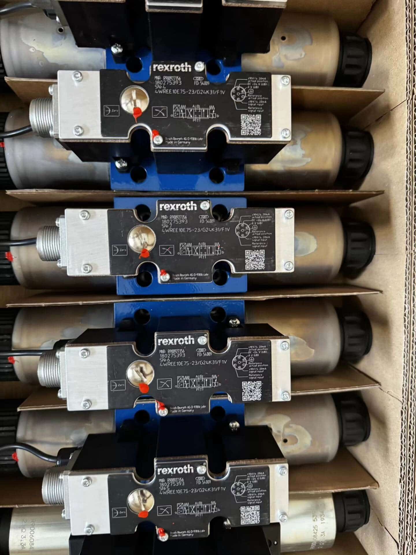 Brandneuer Original Bosch Rexroth Servoantrieb Proportionalventil DBEM20-7X/100YG24K4M Servomotor Schneller Versand