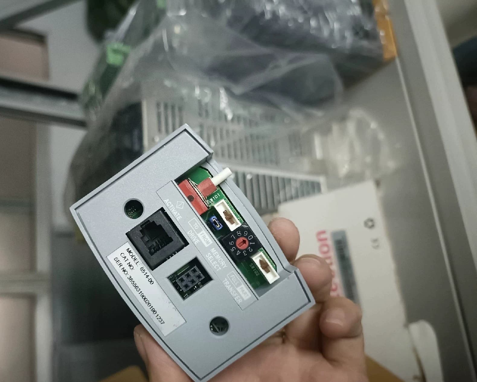 Brandneue Original Parker 6514-00 Servoantriebe, Frequenzumrichter, Servomotoren, Controller, schneller Versand