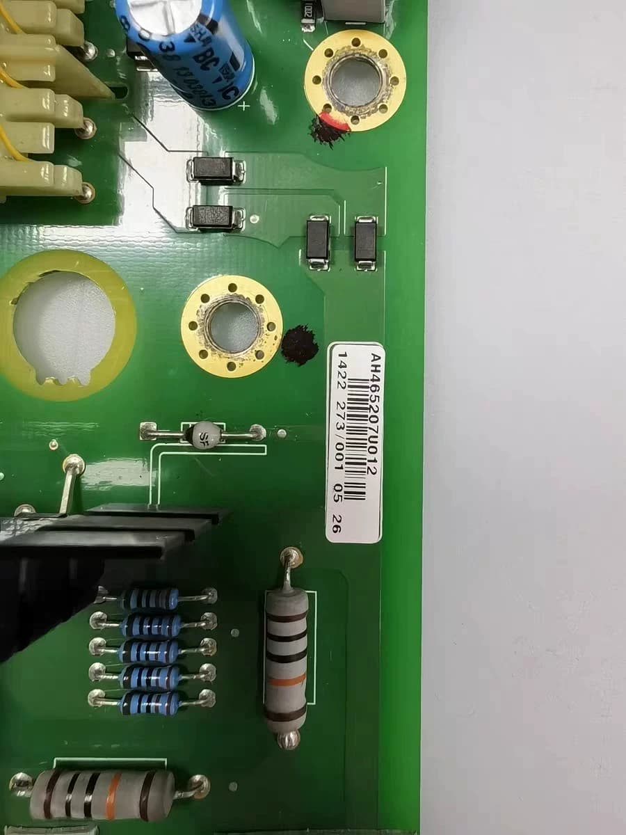 Brandneue Original Parker AH465207U012 Servoantriebe, Frequenzumrichter, Servomotoren, Controller, schneller Versand