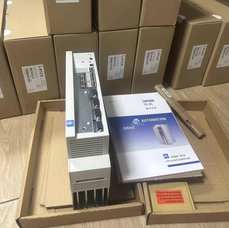 Echtes neues Lenze E82EV222-4C200 Industrie-E/A-Modul FedEx DHL Schneller Versand