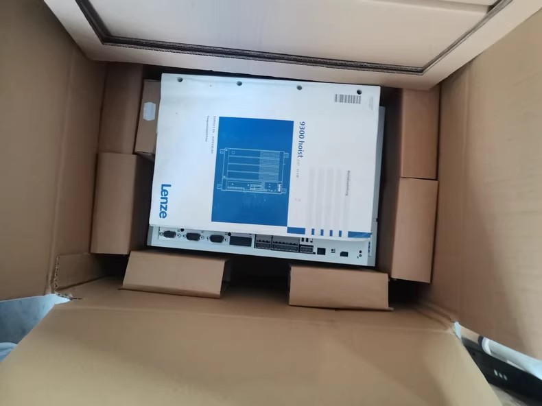 Echtes neues Lenze EVS9326-CSV100 Industrie-E/A-Modul FedEx DHL Schneller Versand
